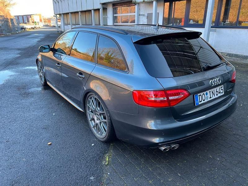 Gebraucht Audi A4 S-Line 245 PS (180 kW) 2015 Grau Limousine