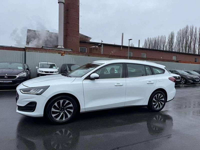 Gebraucht Ford Focus Style 125 PS (91 kW) 2022 Weiß Kombi