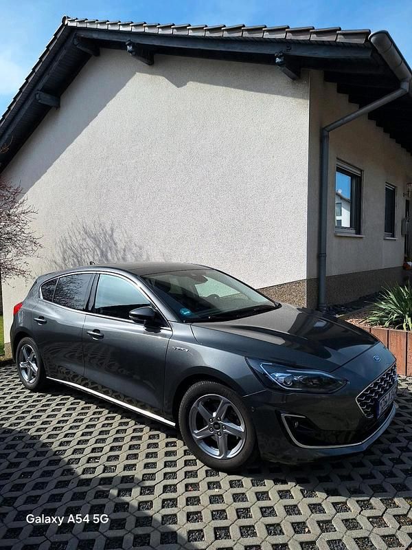 Gebraucht Ford Focus Vignale 182 PS (133 kW) 2019 Grau Limousine