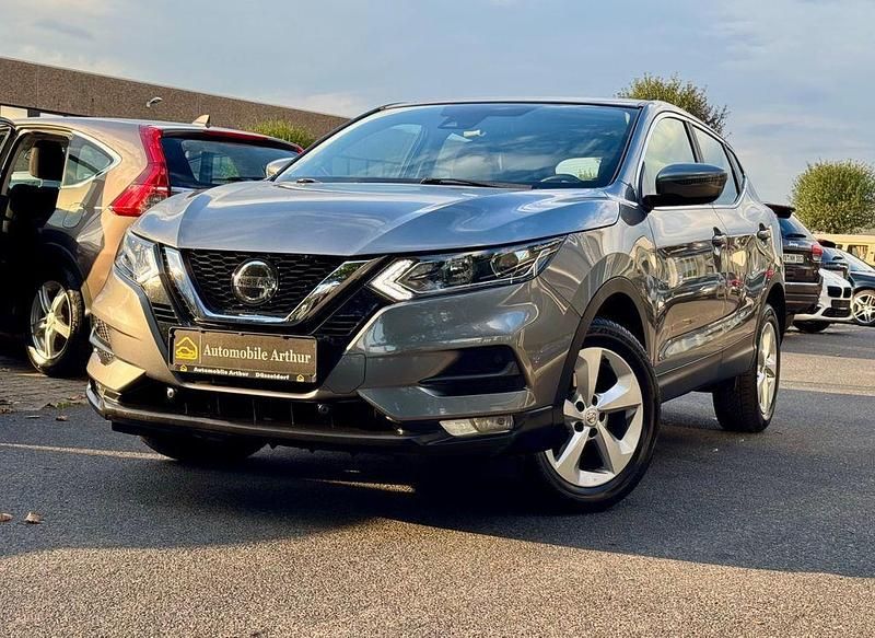 Grau Gebraucht 2020 Nissan Qashqai Acenta SUV | 14.990 € (Guter Preis) - Bild 1/4
