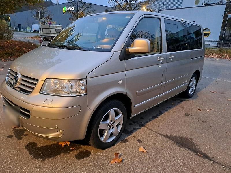Beige Gebraucht 2006 VW T5 Highline Van | 17.900 € - Bild 1/4