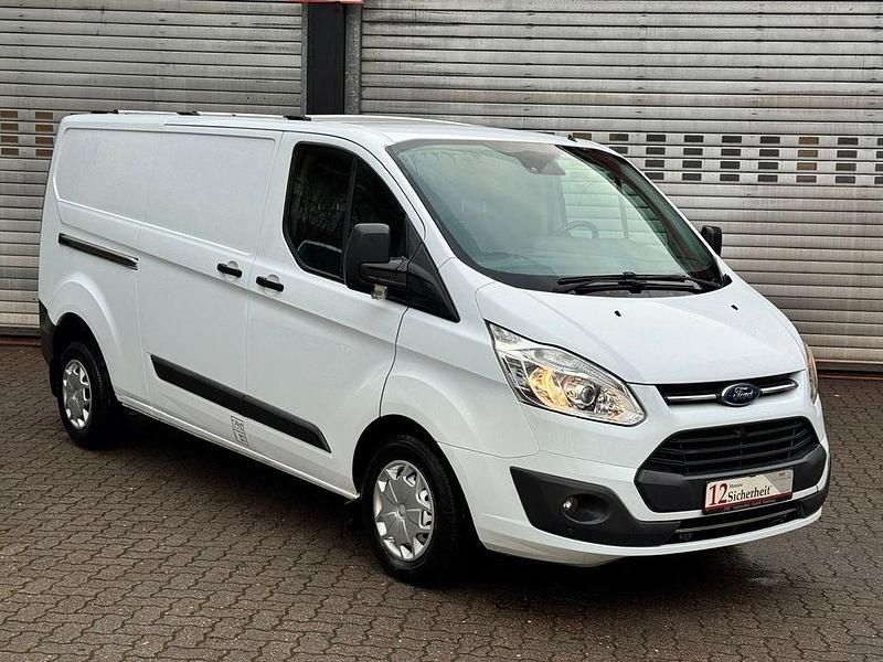 Gebraucht Ford Transit Custom Trend 131 PS (96 kW) 2017 Weiß Van / Kleinbus