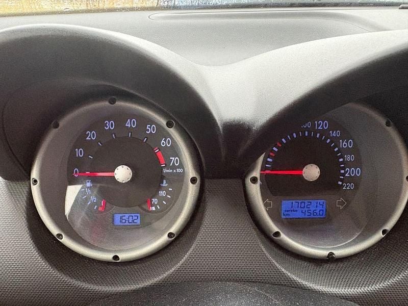 Gebraucht VW Lupo Comfortline 75 PS (55 kW) 2005 Rot Kleinwagen