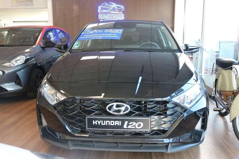 Gebraucht Hyundai i20 Edition 30 101 PS (74 kW) 2022 Schwarz Kleinwagen