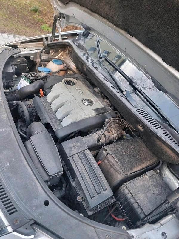 Gebraucht VW Touran 140 PS (102 kW) 2008 Grau Van / Kleinbus