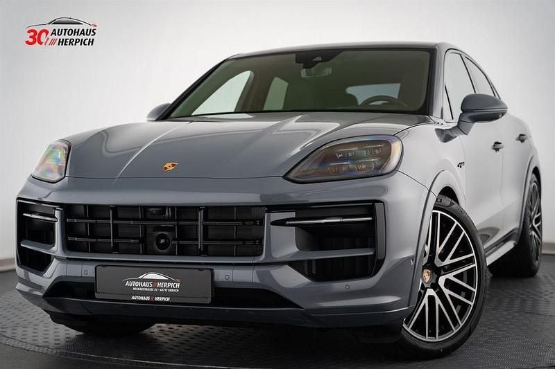 Neu Porsche Cayenne 470 PS (345 kW) 2025 Grau SUV