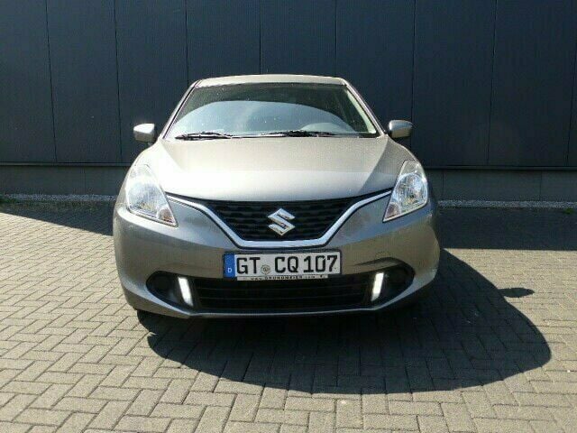 Gebraucht Suzuki Baleno 90 PS (66 kW) 2019 Grau metallic Kleinwagen