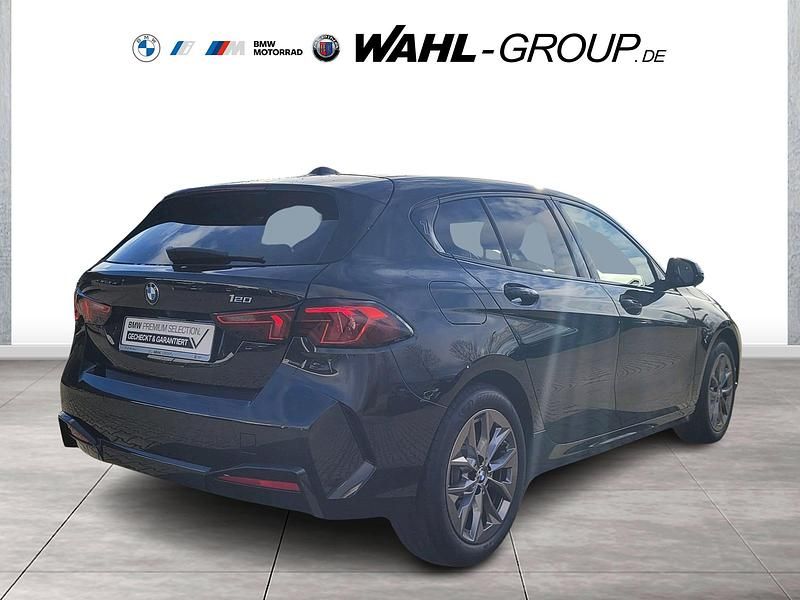 Gebraucht BMW 120 Performance 170 PS (125 kW) 2025 Schwarz Kleinwagen