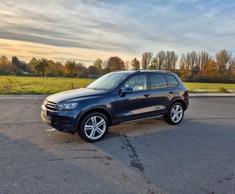 Gebraucht VW Touareg Terrain Tech 245 PS (180 kW) 2013 Blau SUV
