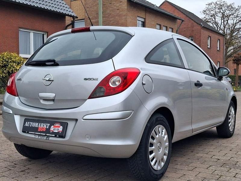 Gebraucht Opel Corsa Selection 60 PS (44 kW) 2009 Silber Kleinwagen
