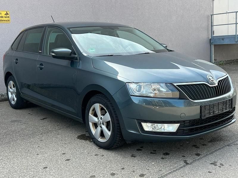 Gebraucht Skoda Rapid Joy 90 PS (66 kW) 2016 Grau Kleinwagen
