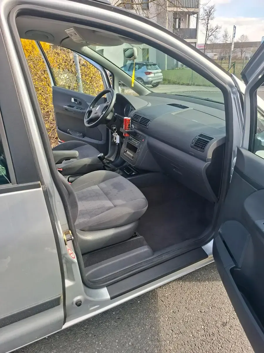 Używany Seat Alhambra 150 KM (110 kW) 2005 Srebrny Minivan