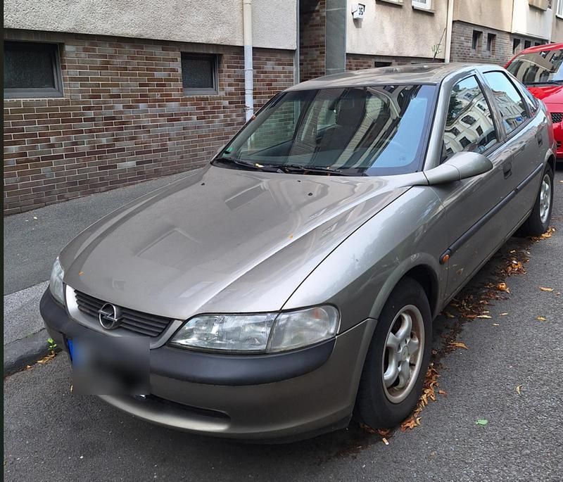 Gebraucht 1996 Opel Vectra Limousine | 1.000 € (Guter Preis) - Bild 1/4