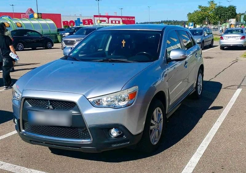 Grau Gebraucht 2010 Mitsubishi ASX SUV | 4.900 € (Fairer Preis) - Bild 1/4