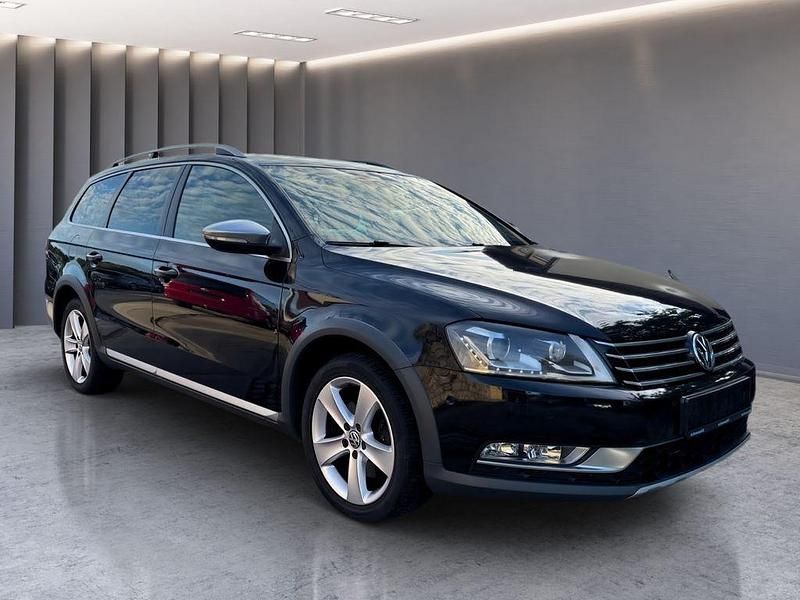 Schwarz Gebraucht 2013 VW Passat Alltrack Kombi | 12.800 € (Fairer Preis) - Bild 1/4