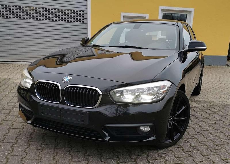 Schwarz 2 Gebraucht 2016 BMW 116 Advantage Kleinwagen | 9.400 € (Fairer Preis) - Bild 1/4