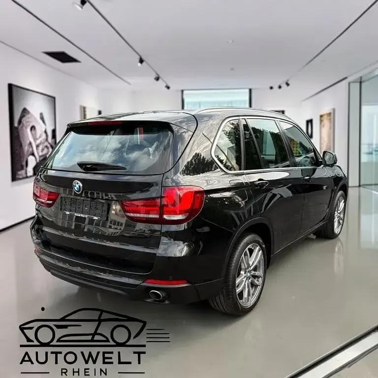 Second-hand BMW X5 Sport Line 258 CP (189 kW) 2016 Negru SUV