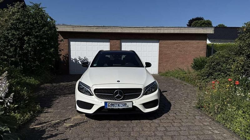 Weiß Gebraucht 2016 Mercedes C450 AMG AMG Kombi | 29.950 € (Etwas zu teuer) - Bild 1/4