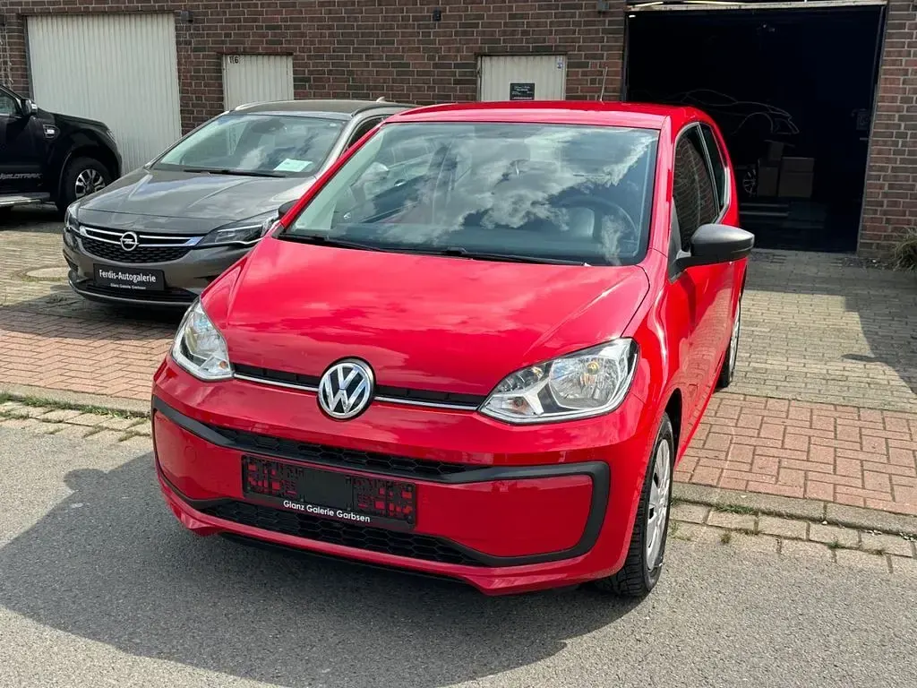 Second-hand VW up! 60 CP (44 kW) 2021 Roșu Hatchback