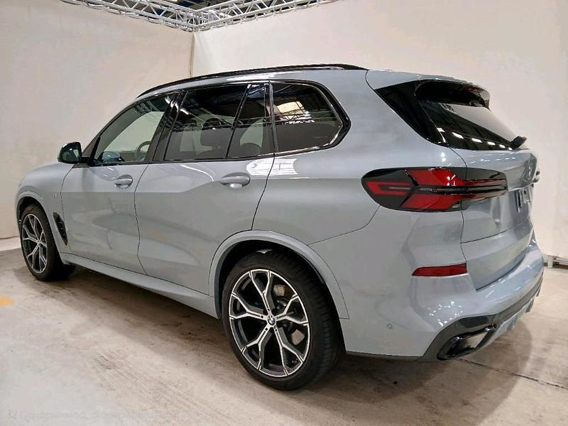 Gebraucht BMW X5 Performance 286 PS (210 kW) 2024 Grau SUV