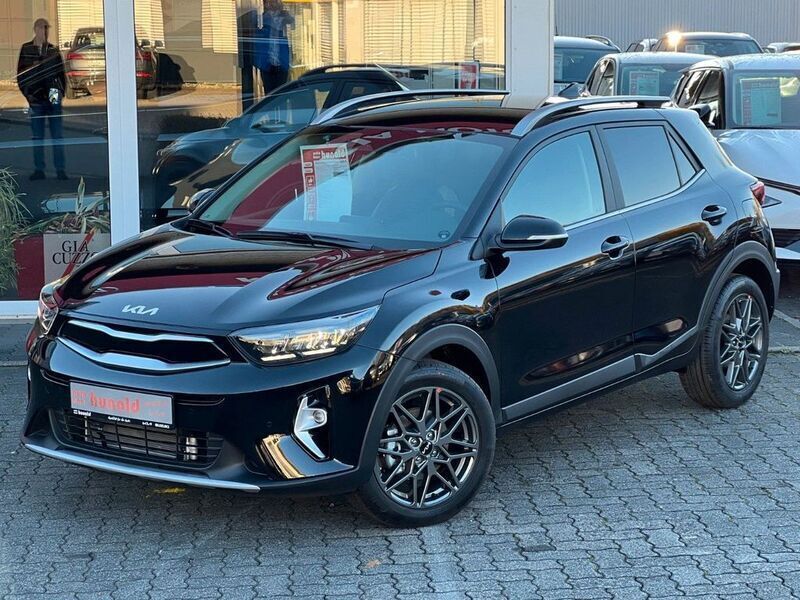 Auroraschwarz Neu 2024 Kia Stonic 2 SUV | 24.880 € (Fairer Preis) - Bild 1/4