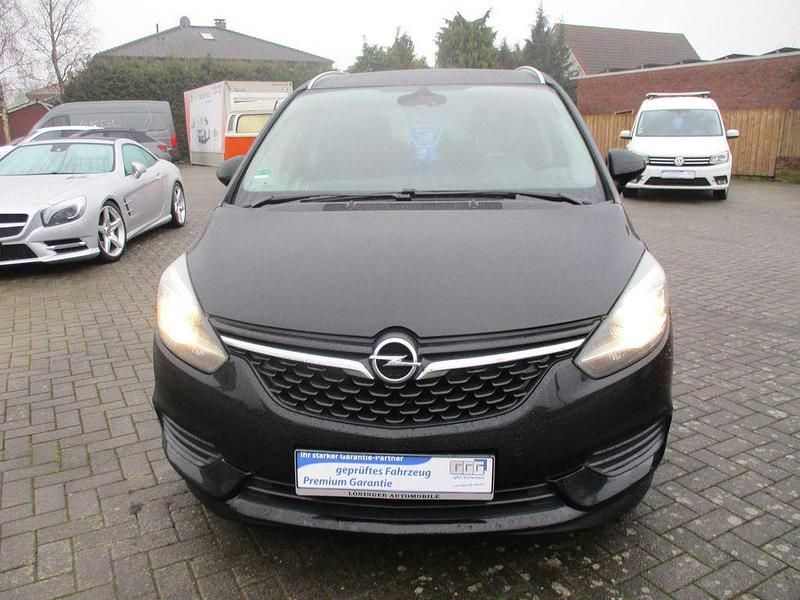 Gebraucht Opel Zafira Edition 140 PS (102 kW) 2018 Schwarz Van / Kleinbus
