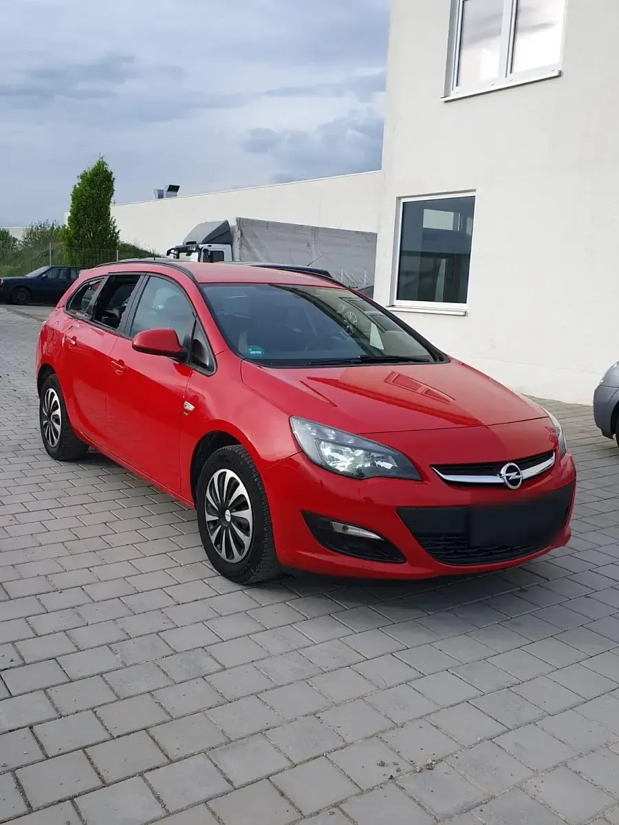 Usata Opel Astra 2014 Rosso Station wagon