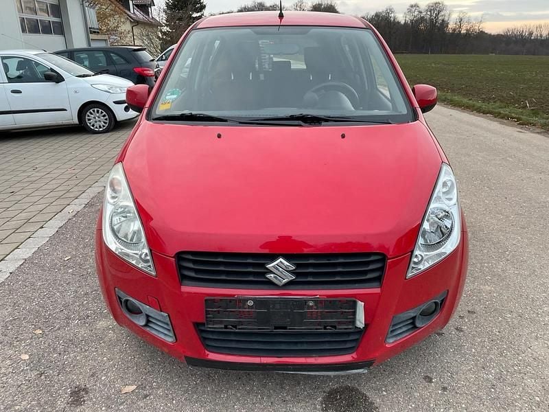 Gebraucht Suzuki Splash 86 PS (63 kW) 2009 Rot Kleinwagen