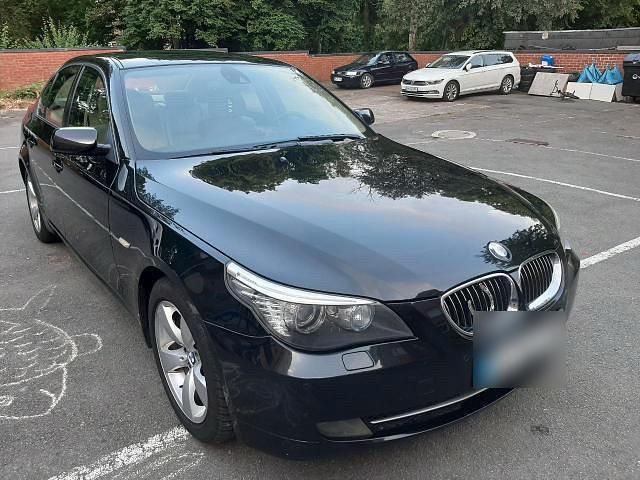 Gebraucht BMW 530 280 PS (205 kW) 2008 Blau Limousine