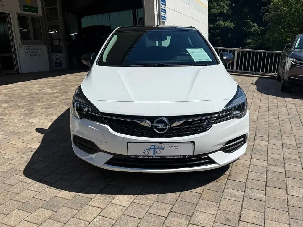 Gebraucht Opel Astra GS Line 131 PS (96 kW) 2019 Weiß Limousine