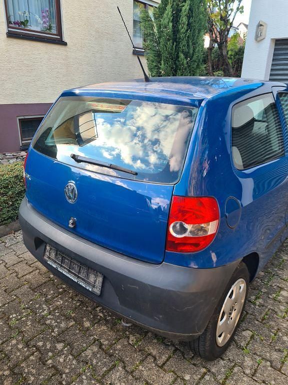 Second-hand VW Fox 54 CP (39 kW) 2008 Albastru Hatchback