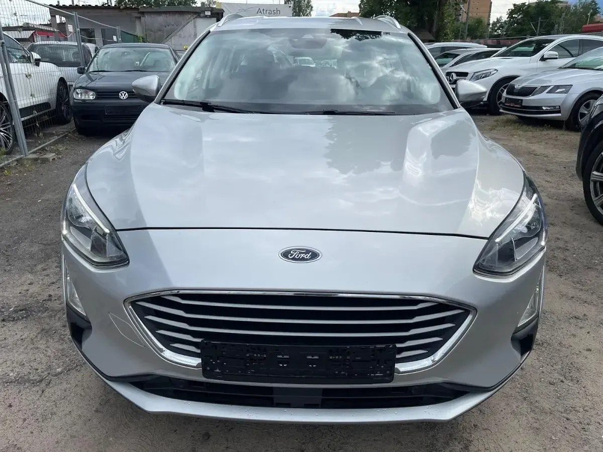 Gebraucht Ford Focus Cool & Connect 125 PS (91 kW) 2021 Silber Kombi