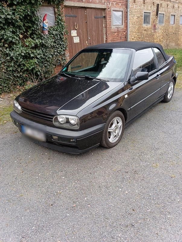 Gebraucht VW Golf Cabriolet 90 PS (66 kW) 1994 Schwarz Cabrio