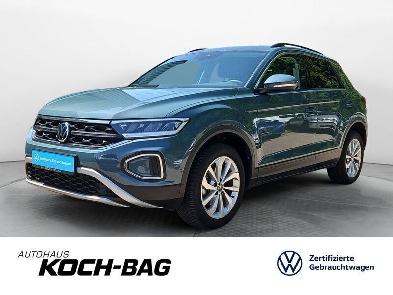Petroleum blue metallic Gebraucht 2024 VW T-Roc Life SUV | 23.930 € (Guter Preis) - Bild 1/4