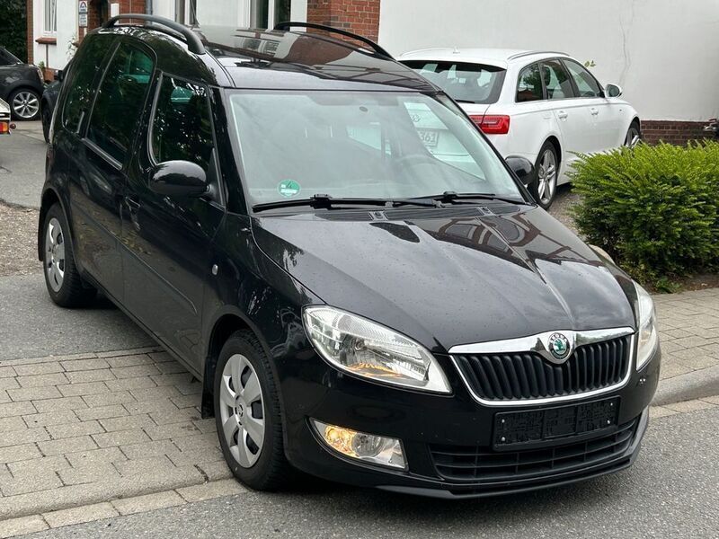 Schwarz Gebraucht 2013 Skoda Roomster Plus Edition Kombi | 4.500 € (Guter Preis) - Bild 1/4