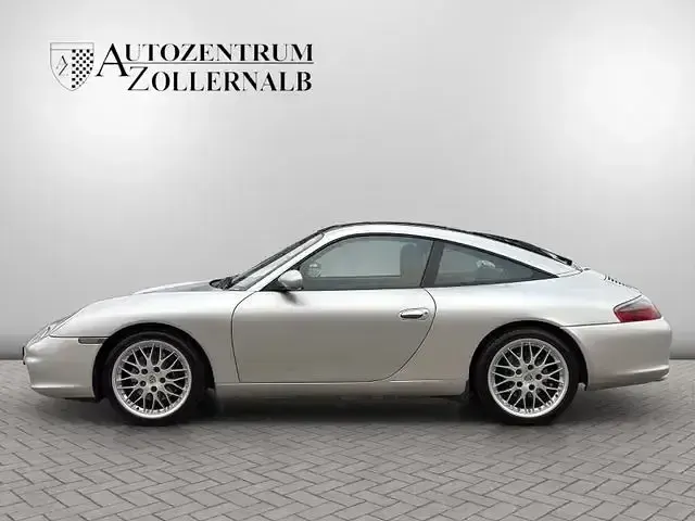 Second-hand Porsche 996 320 CP (235 kW) 2002 Argintiu Cabrio