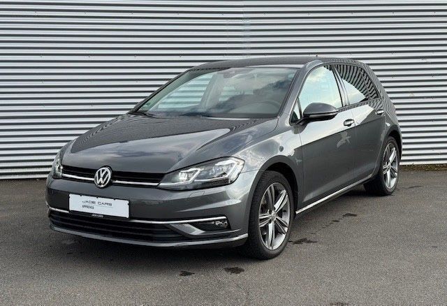 Indiumgrau metallic Gebraucht 2017 VW Golf VII Comfortline Limousine | 14.990 € (Fairer Preis) - Bild 1/4