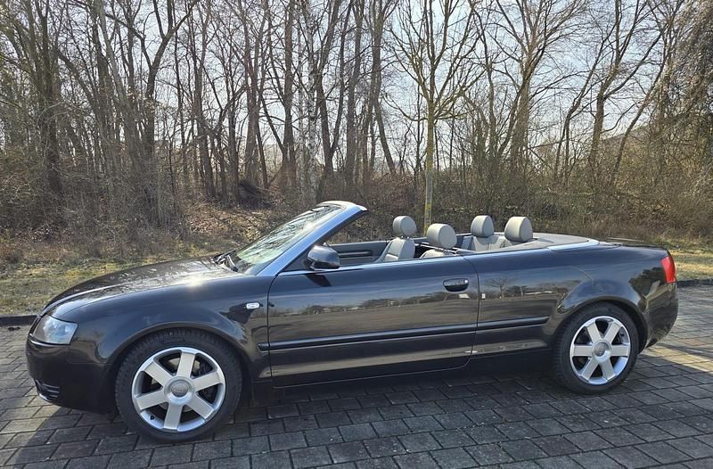 Gebraucht Audi A4 Cabriolet S-Line 170 PS (125 kW) 2004 Schwarz Cabrio