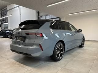 Neu Opel Astra 131 PS (96 kW) 2026 Grafik grau / dach schwarz Kombi