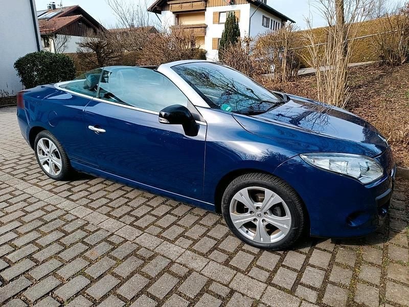 Gebraucht Renault Mégane Cabriolet 110 PS (80 kW) 2012 Blau Cabrio