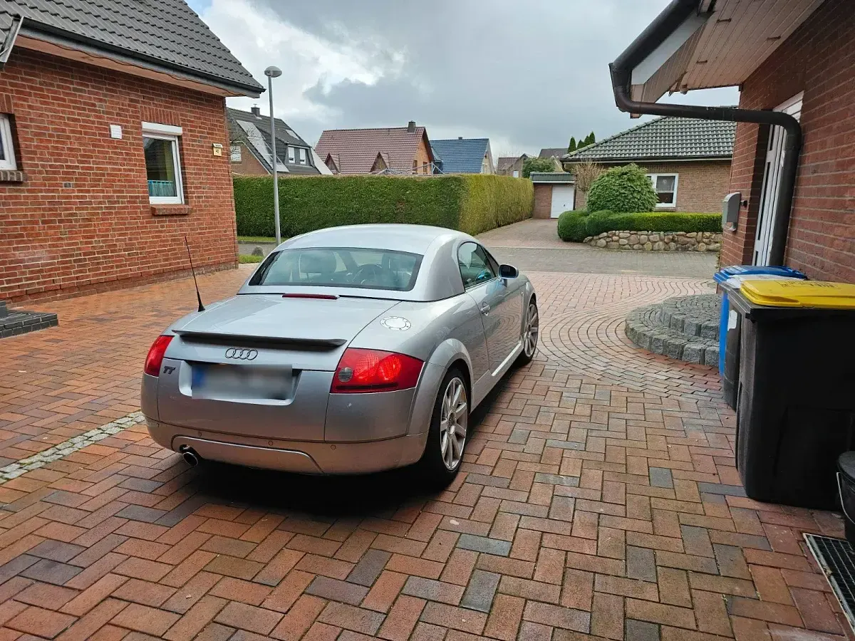 Gebraucht Audi TT Roadster Design 179 PS (131 kW) 2002 Silber Cabrio