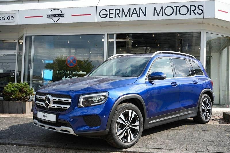 Galaxyblau Gebraucht 2021 Mercedes GLB200 Style SUV | 36.999 € (Guter Preis) - Bild 1/4