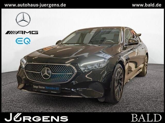 Gebraucht Mercedes E300 Avantgarde 204 PS (150 kW) 2023 Schwarz metalliclack obsidianschwarz Limousine