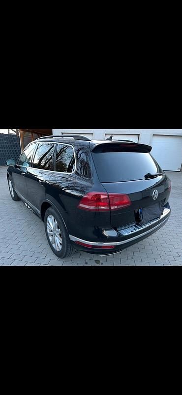 Gebraucht VW Touareg 262 PS (192 kW) 2015 Schwarz SUV