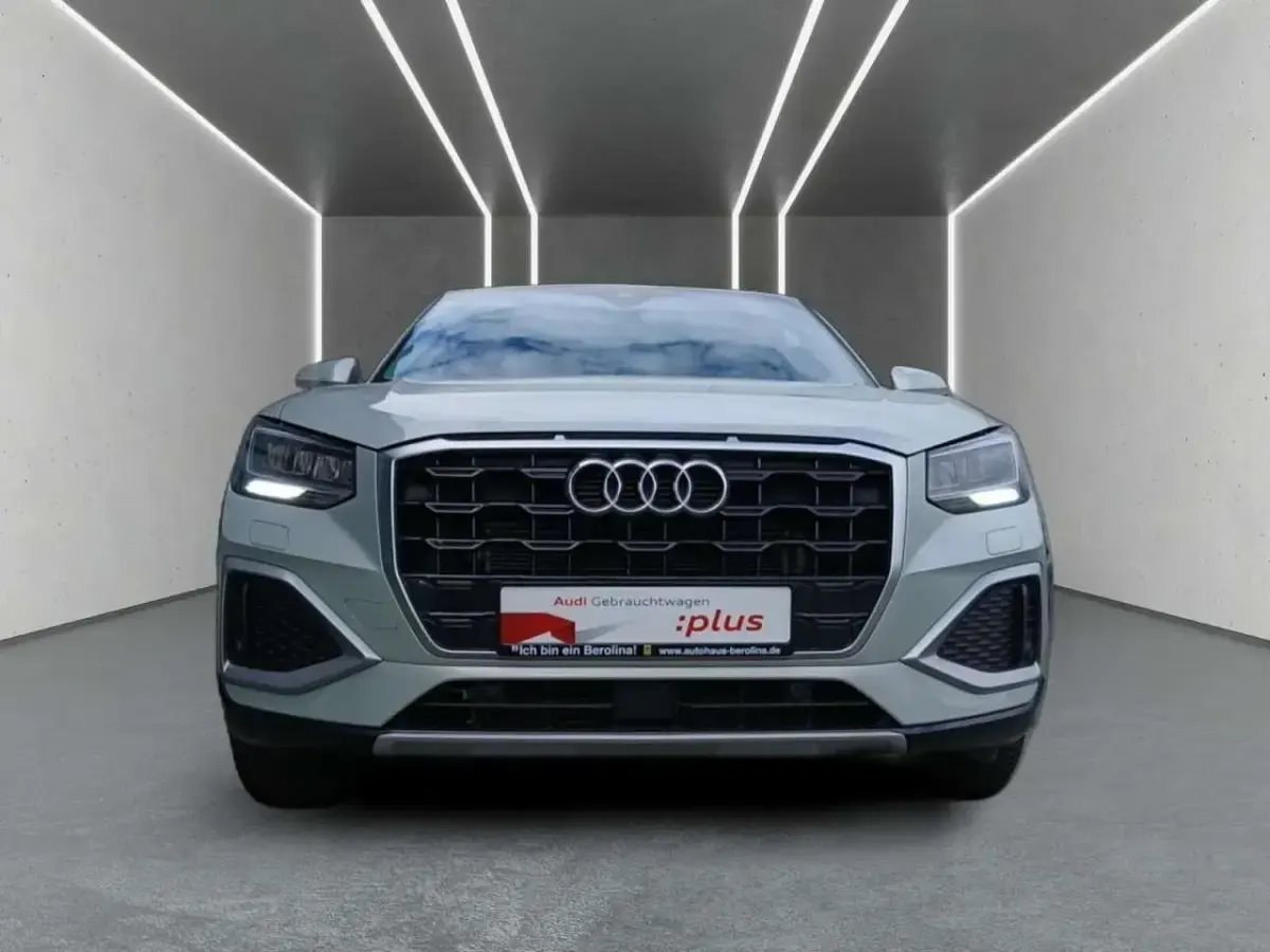 Gebraucht Audi Q2 Sport 150 PS (110 kW) 2025 Tausilber metallic SUV