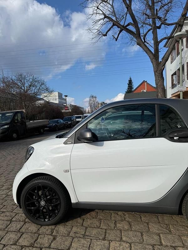 Gebraucht Smart ForTwo Coupé Passion 2017 Weiß Coupé