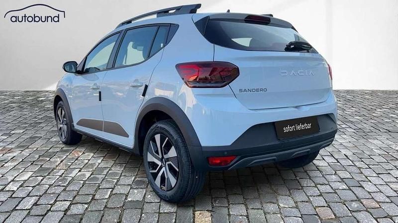 Neu Dacia Sandero Expression 91 PS (66 kW) 2025 Weiss / arktisweiss SUV