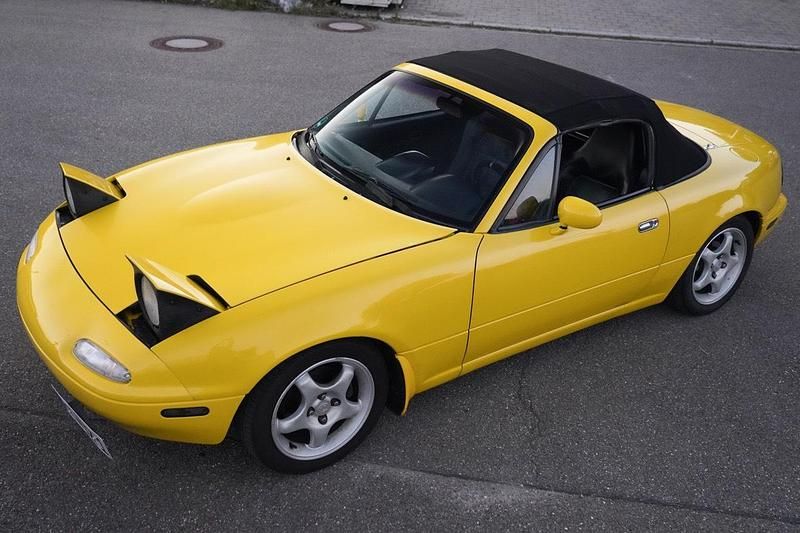 Używany Mazda MX5 240 KM (176 kW) 1992 Żółty Kabriolet