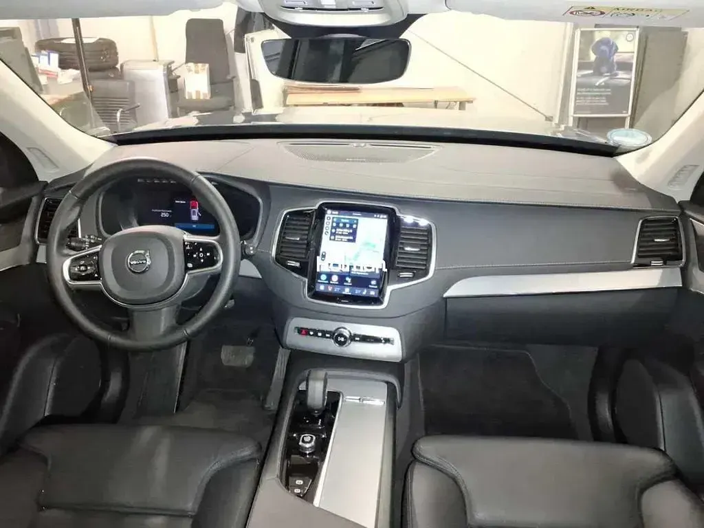 Gebraucht Volvo XC90 Plus 235 PS (172 kW) 2024 Blau SUV