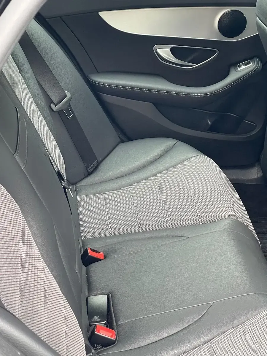 Gebraucht Mercedes C220 194 PS (142 kW) 2020 Schwarz Kombi